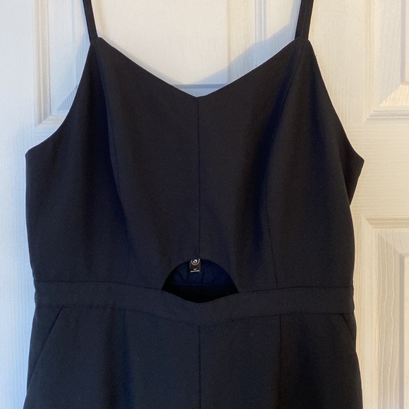 Kensie cut out black overalls - Picture 3 of 4